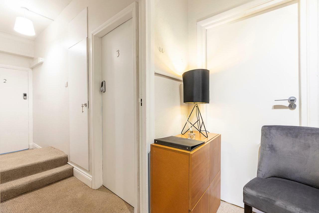 Grand Swiss Cottage Apartment Londra Dış mekan fotoğraf