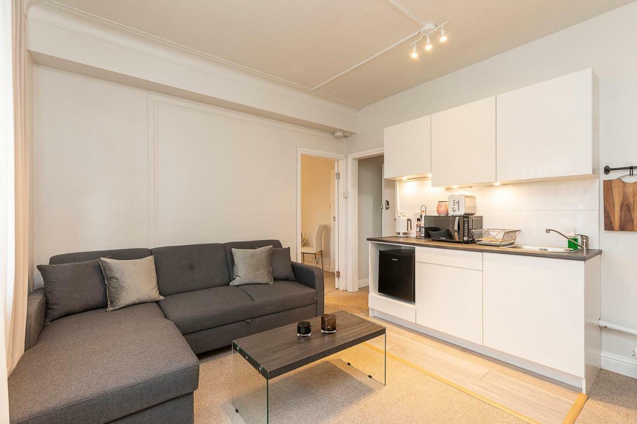 Grand Swiss Cottage Apartment Londra Dış mekan fotoğraf