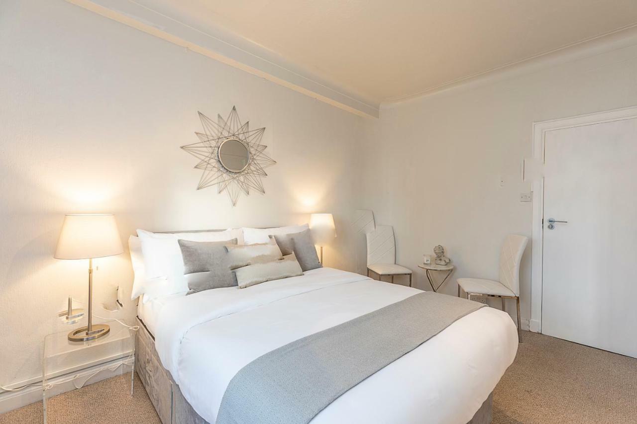Grand Swiss Cottage Apartment Londra Dış mekan fotoğraf